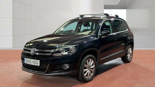 Volkswagen Tiguan 2.0 Tdi Bluemotion Tech Match Dsg Black #2