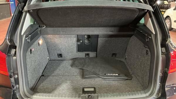 Volkswagen Tiguan 2.0 Tdi Bluemotion Tech Match Dsg Black #6