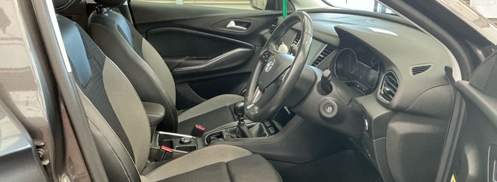 Vauxhall Grandland X 1.2 Turbo Tech Line Nav Grey #3