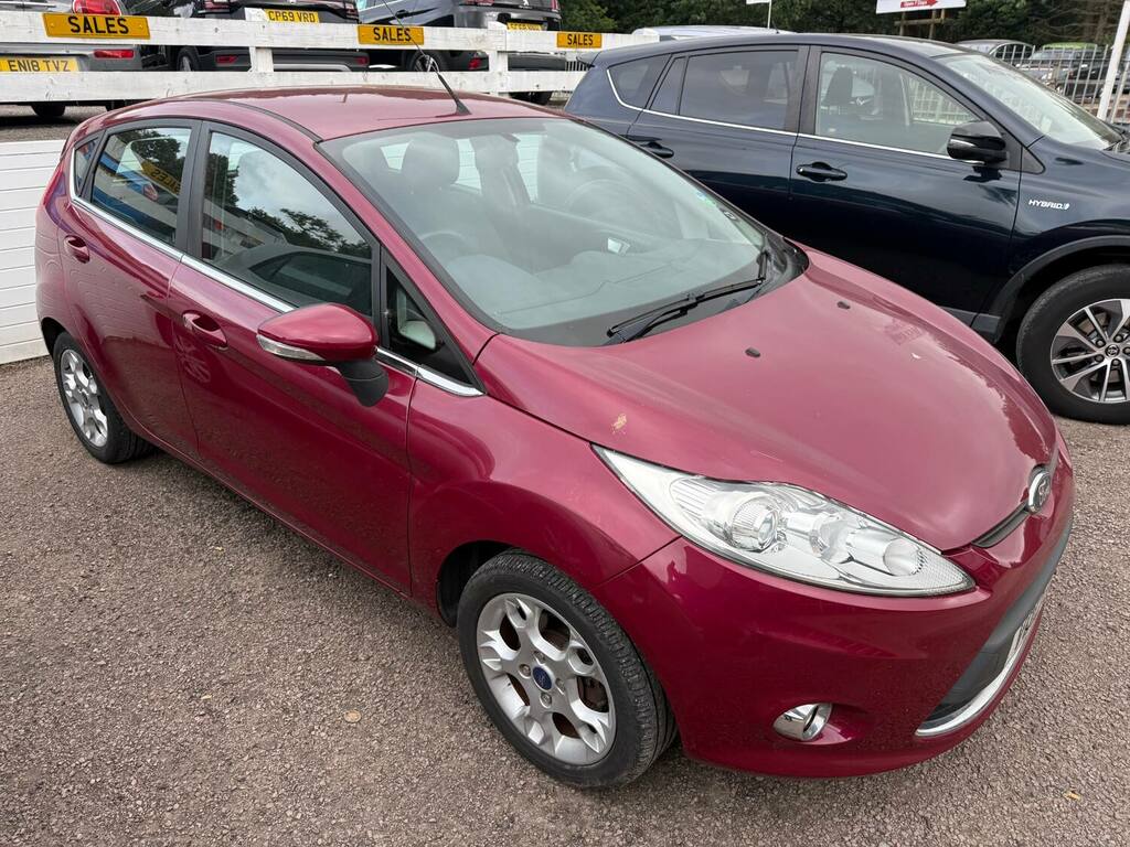 Ford Fiesta 1.2 Zetec White #1
