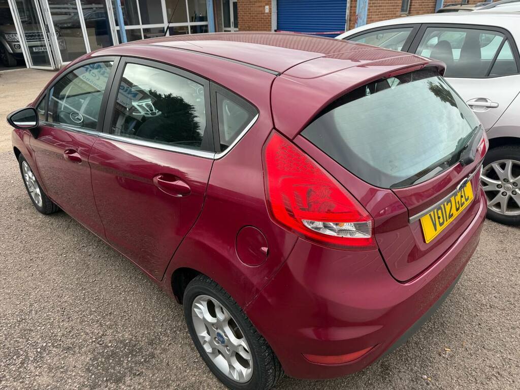 Ford Fiesta 1.2 Zetec White #6