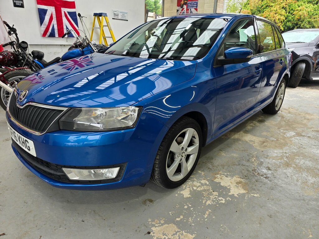 Skoda Rapid Spaceback 1.4 Tdi Cr 90 Se Tech Silver #19