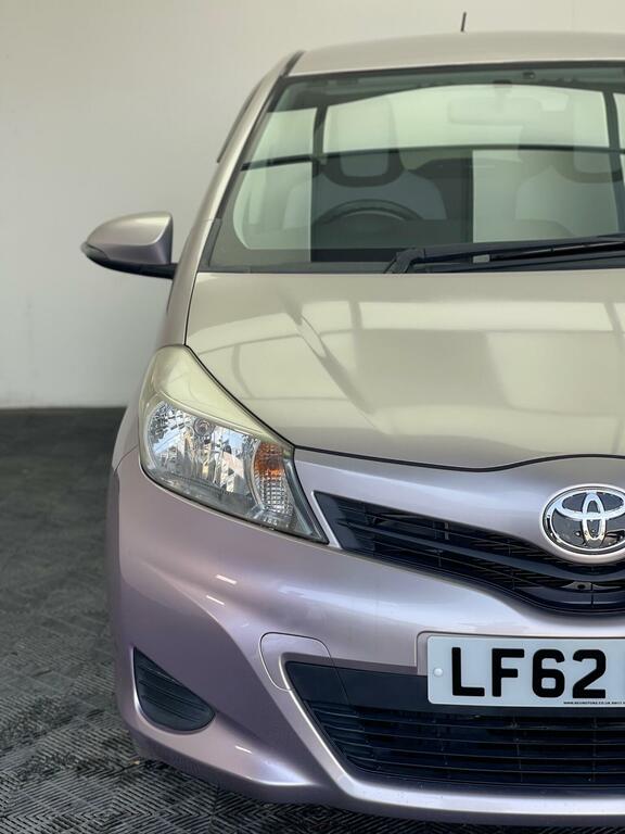 Toyota Yaris 1.33 Dual Vvt-i Tr Multidrive S Euro 5 Pink #4