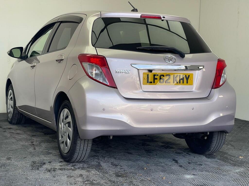 Toyota Yaris 1.33 Dual Vvt-i Tr Multidrive S Euro 5 Pink #3