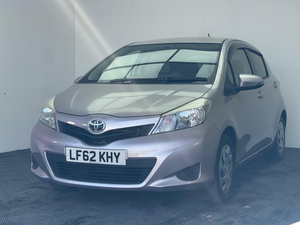 Toyota Yaris 1.33 Dual Vvt-i Tr Multidrive S Euro 5 Pink #2