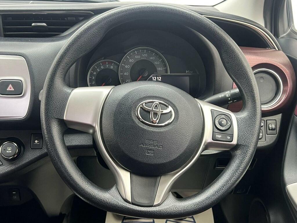 Toyota Yaris Icon Black #25