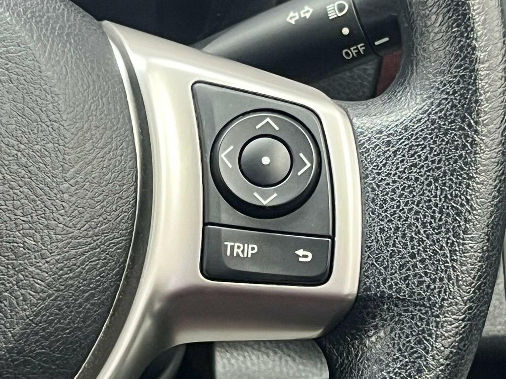 Toyota Yaris Icon Black #12