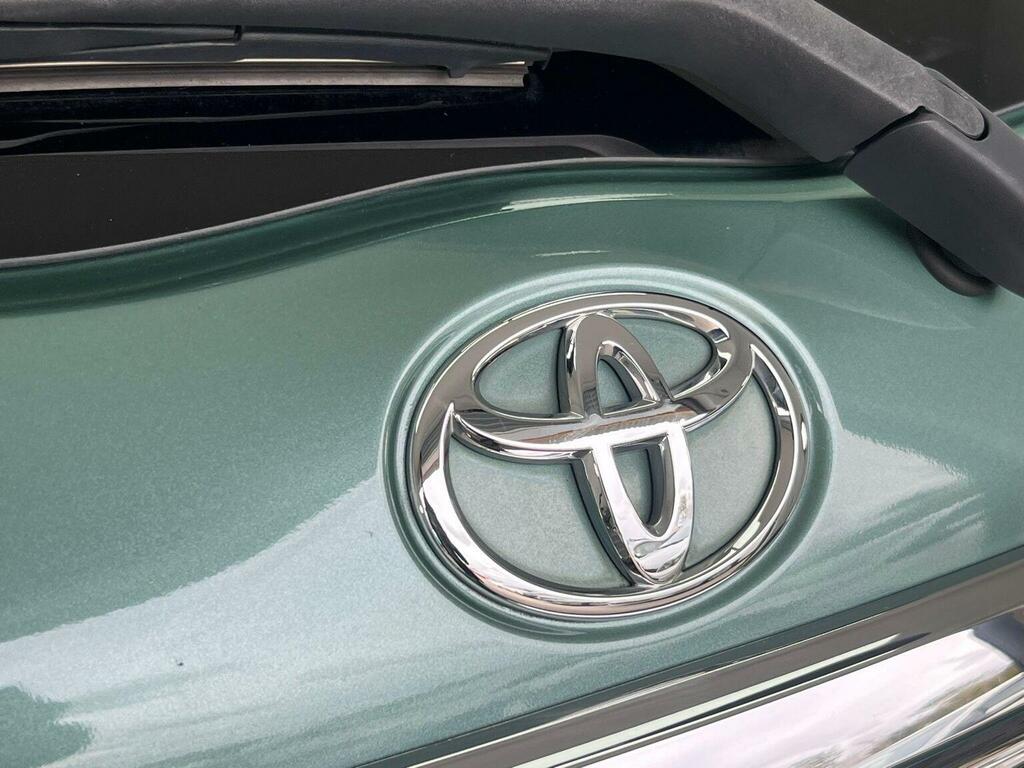 Toyota Yaris Icon Black #30