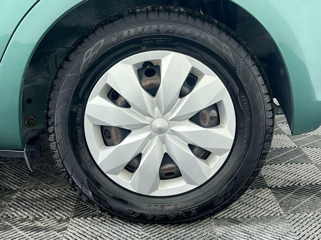 Toyota Yaris Icon Black #19