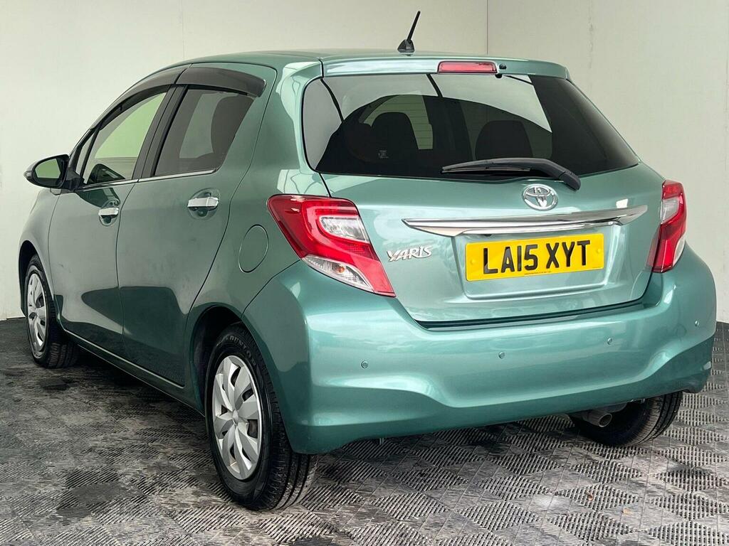 Toyota Yaris 1.33 Dual Vvt-i Icon Multidrive S Euro 6 Green #4