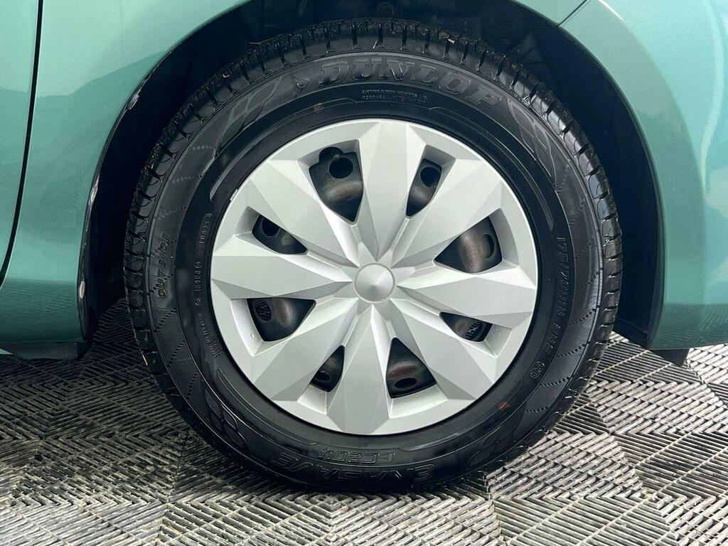 Toyota Yaris Icon Black #16