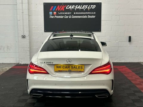 Mercedes-Benz CLA Class 180 Sport White #19