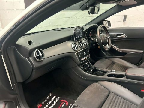 Mercedes-Benz CLA Class 2.1 Cla200d Amg White #4