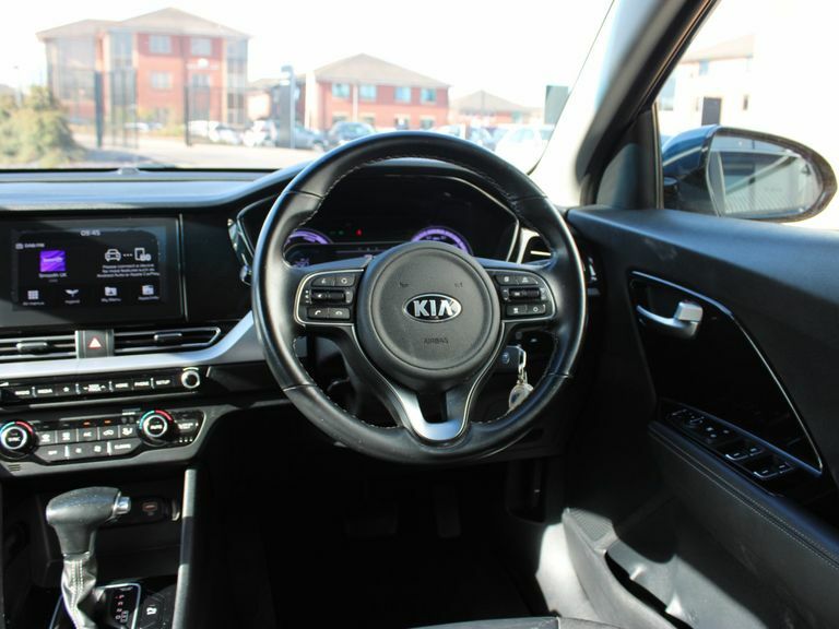Kia Niro  Brown #10