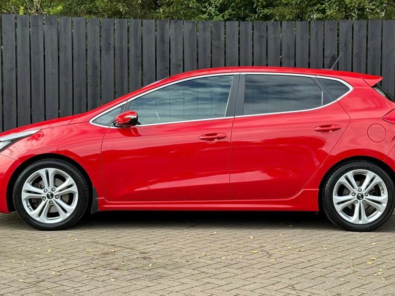 Kia Ceed 1.6 Crdi Isg Gt-line Dct Red #5