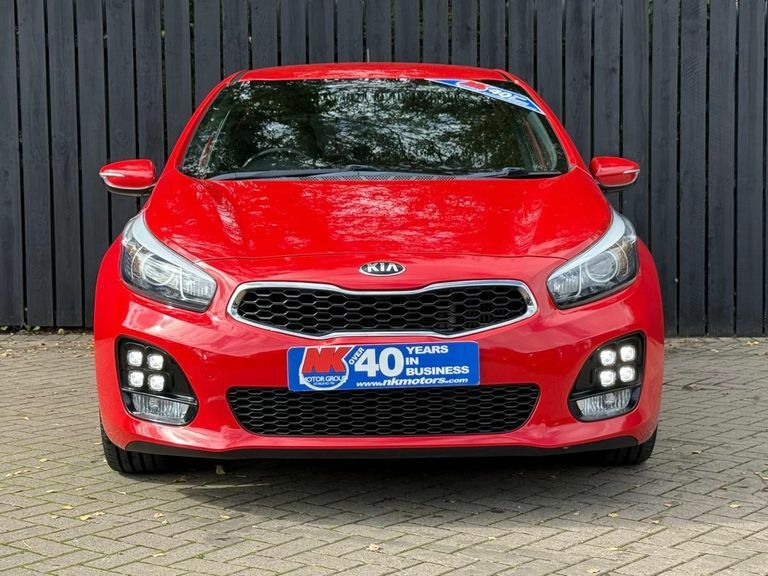 Kia Ceed 1.6 Crdi Isg Gt-line Dct Red #3