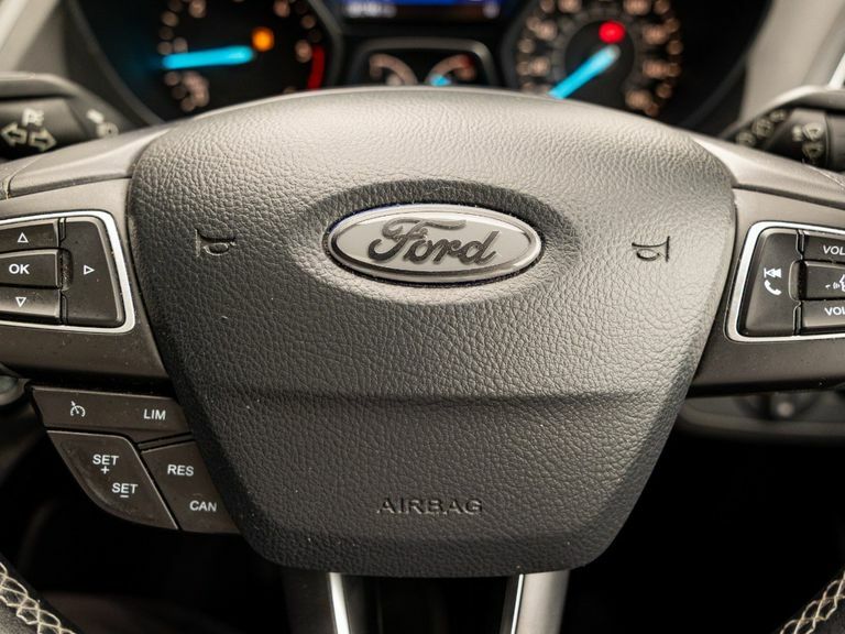 Ford Kuga St-line Tdci Black #23