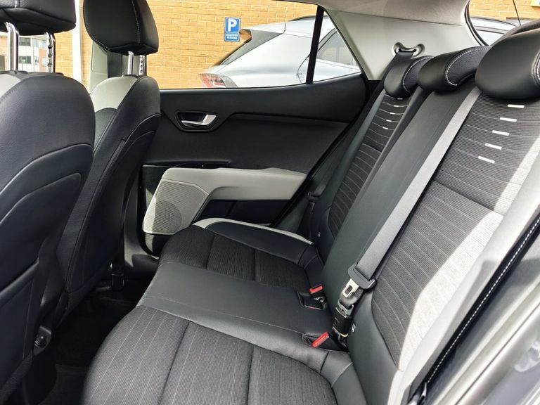Kia Stonic Suv Grey #23