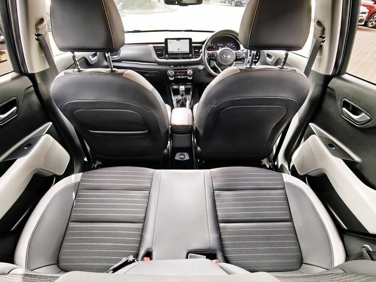 Kia Stonic Suv Grey #22