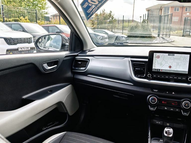 Kia Stonic Suv Grey #17