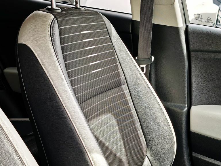 Kia Stonic Suv Grey #20