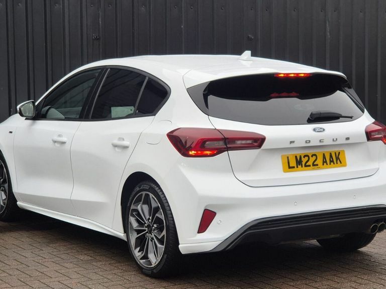 Ford Focus 1.5 Ecoblue St-line Vignale White #6