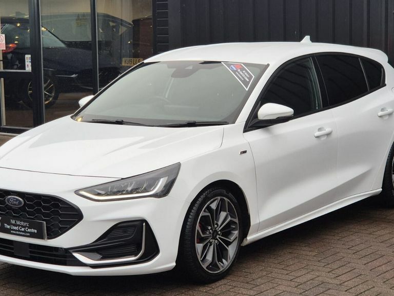 Ford Focus 1.5 Ecoblue St-line Vignale White #4