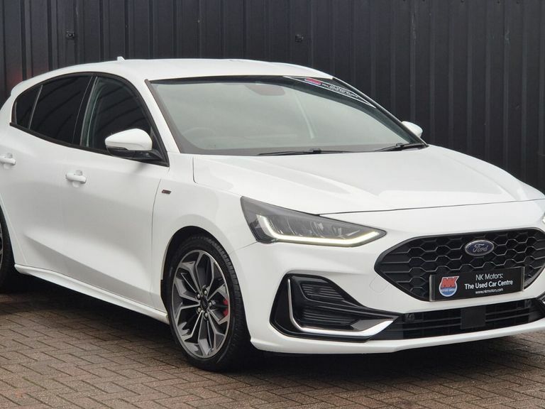 Ford Focus 1.5 Ecoblue St-line Vignale White #2