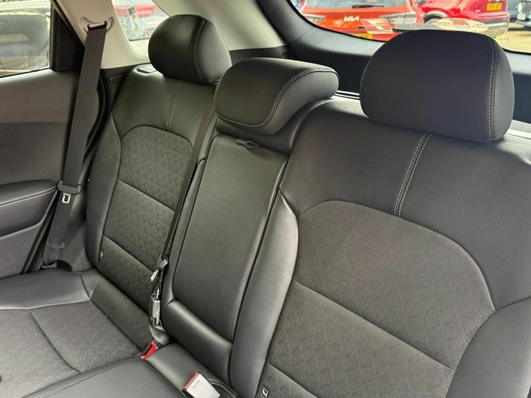 Kia Niro 0.0 4 Plus 202 Bhp Silver #29
