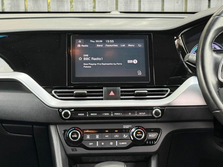 Kia Niro 0.0 4 Plus 202 Bhp Silver #16