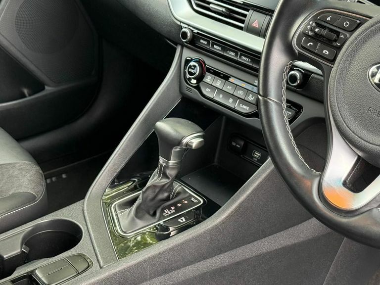 Kia Niro 0.0 4 Plus 202 Bhp Silver #21