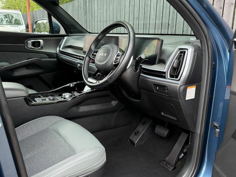 Kia Sorento Suv Grey #24