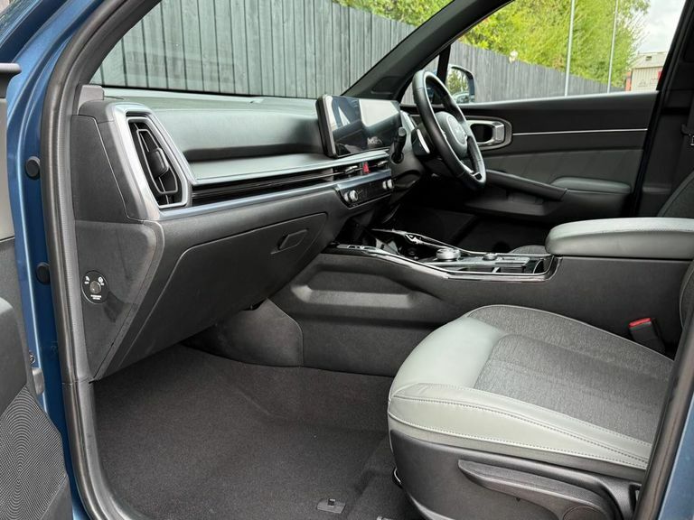 Kia Sorento Suv Grey #26