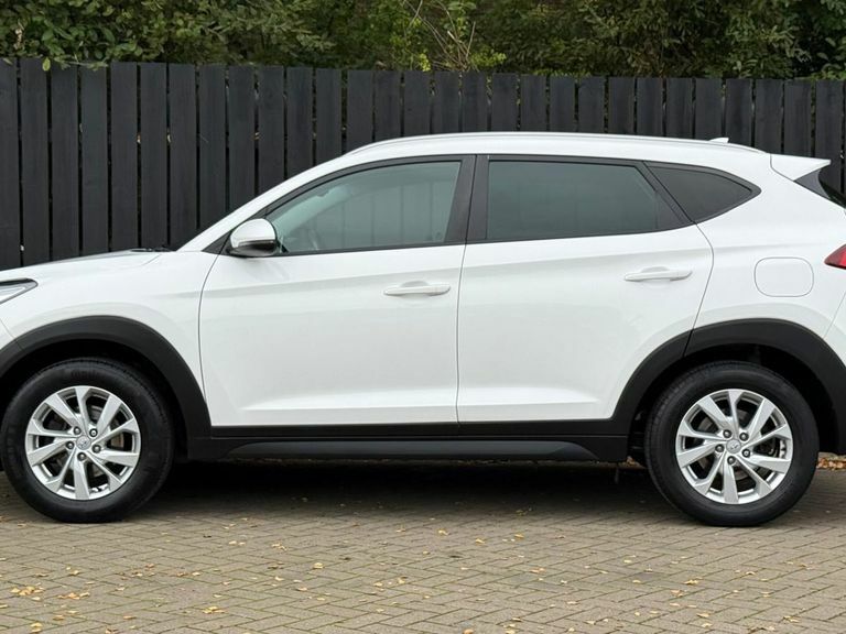 Hyundai Tucson 1.6 Tgdi 177 Se Nav 2Wd Dct White #5