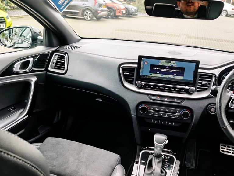 Kia Xceed 1.0 T-gdi 48V Dct Gt-line S White #19