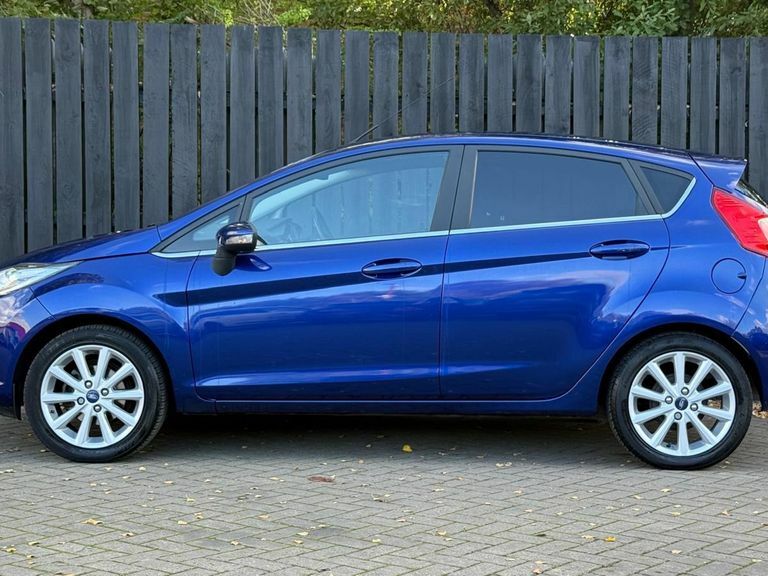 Ford Fiesta 1.6 Titanium Powershift Blue #5