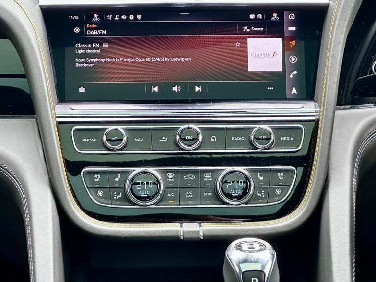 Bentley Bentayga Bentayga V6 Hybrid Grey #44