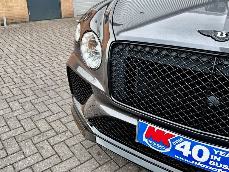 Bentley Bentayga Bentayga V6 Hybrid Grey #8