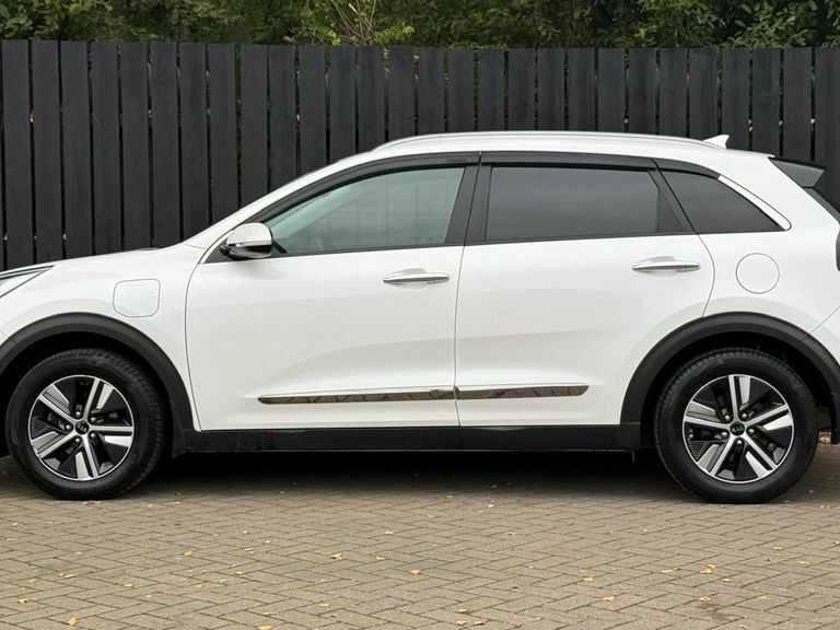Kia Niro 1.6 Gdi Phev 3 Dct White #5