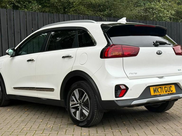 Kia Niro 1.6 Gdi Phev 3 Dct White #6