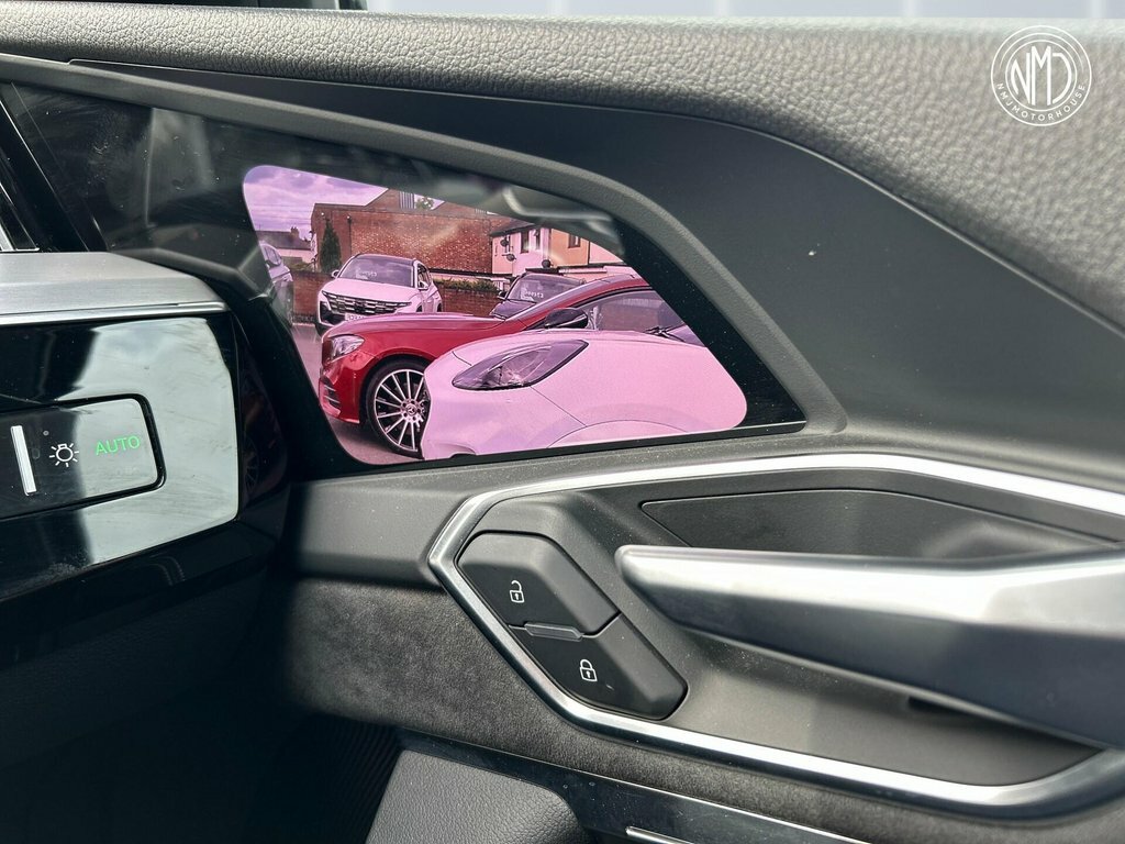 Audi E-tron 55 Technik Quattro 95Kwh White #23
