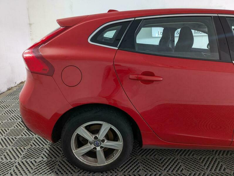 Volvo V40 2.0L D4 R-design Blue #8