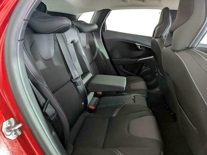 Volvo V40 2.0L D4 R-design Blue #20