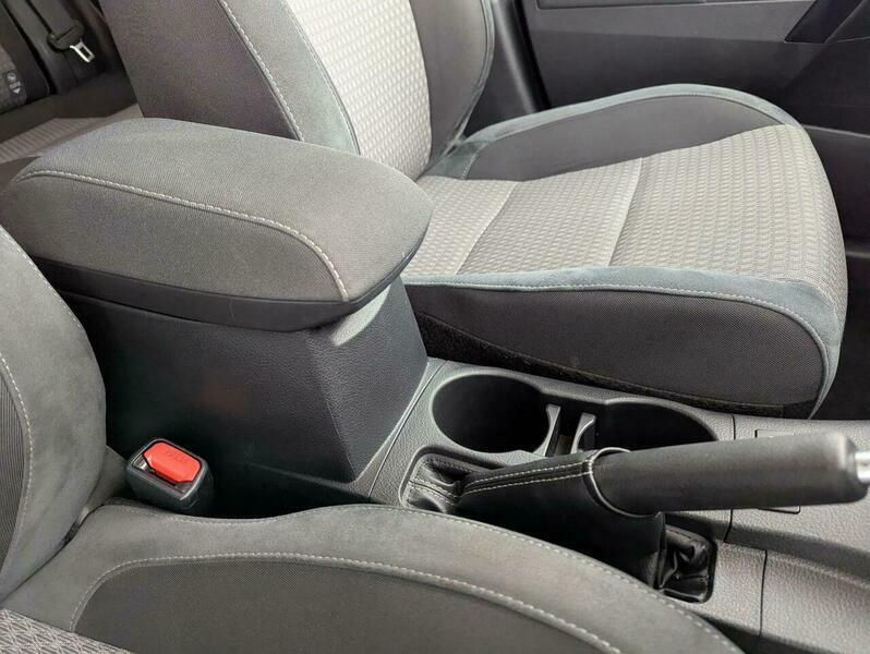 Toyota Auris Vvt-i Excel White #23