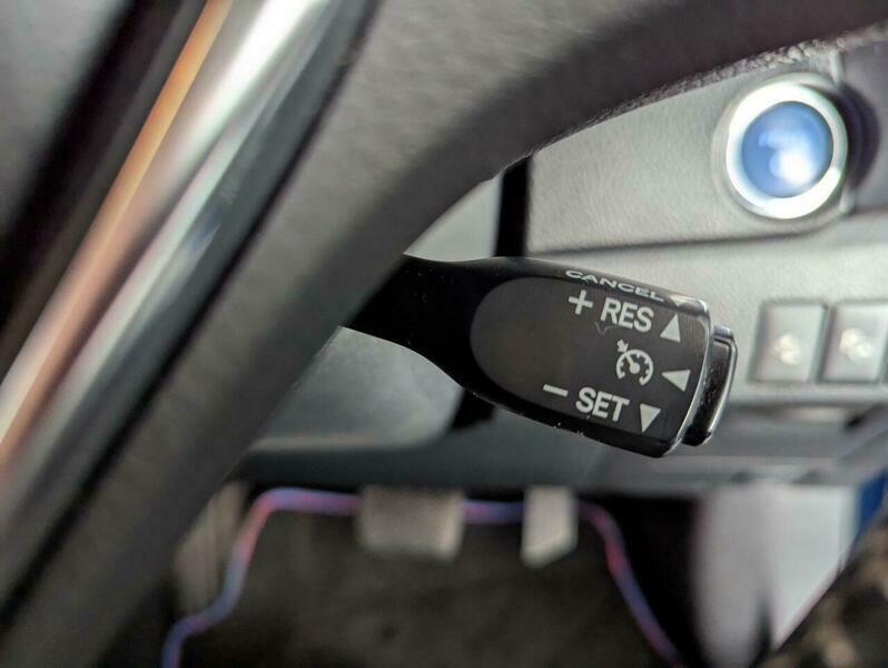 Toyota Auris Vvt-i Excel White #32
