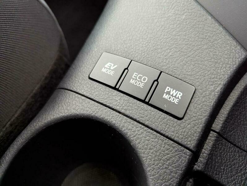 Toyota Auris Vvt-i Excel White #29