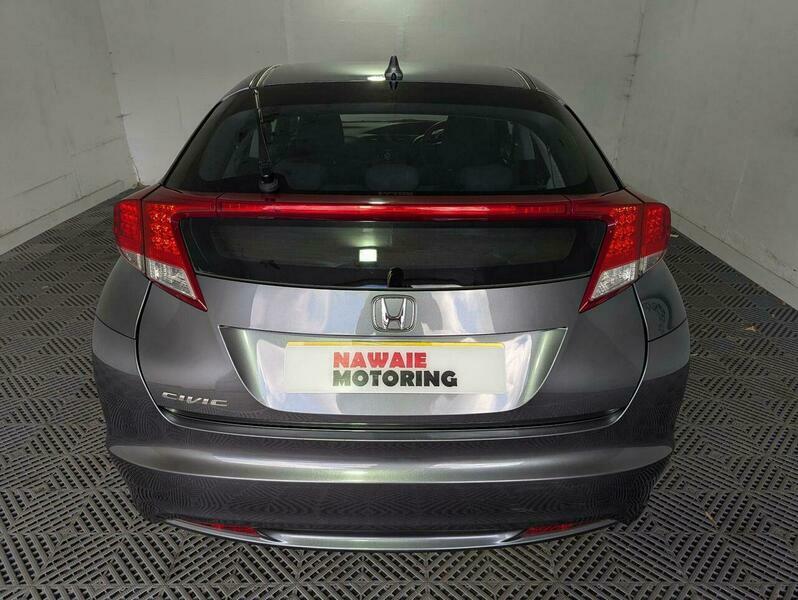 Honda Civic Hatchback 1.8 I-vtec Es Euro 5 Ss 201212 Silver #33