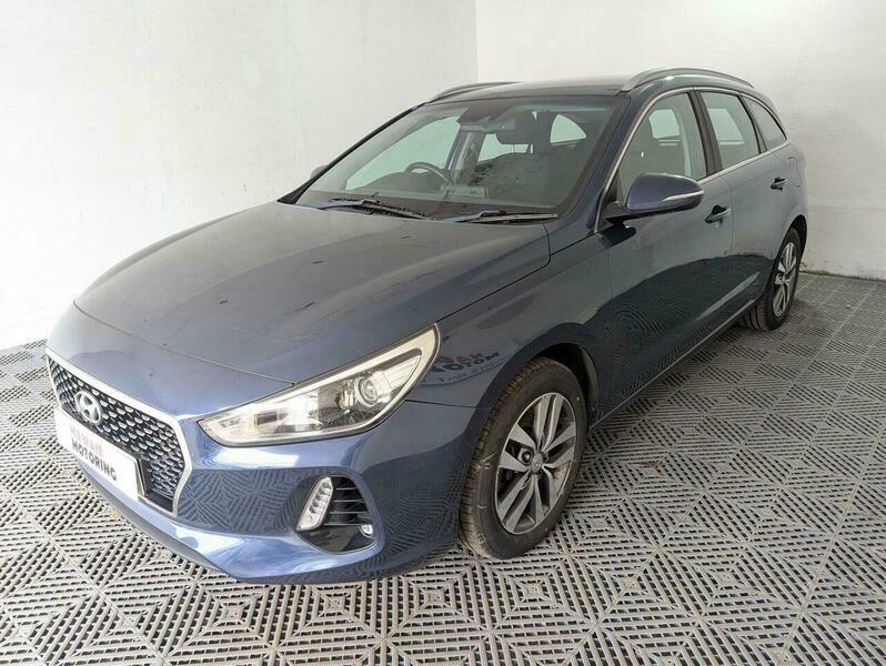 Hyundai I30 1.6 Crdi Se Tourer Blue #3