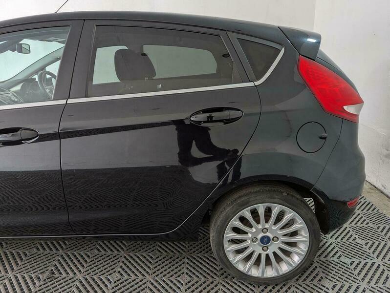 Ford Fiesta 1.4 Tdci Dpf Titanium Black #6