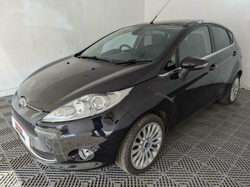 Ford Fiesta 1.4 Tdci Dpf Titanium Black #3